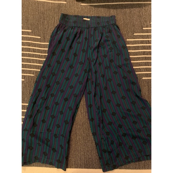 UO Silence & Noise Cullotts - Picture 3 of 5